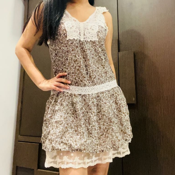 Printed bohemian lace dress - Picture 4 of 11